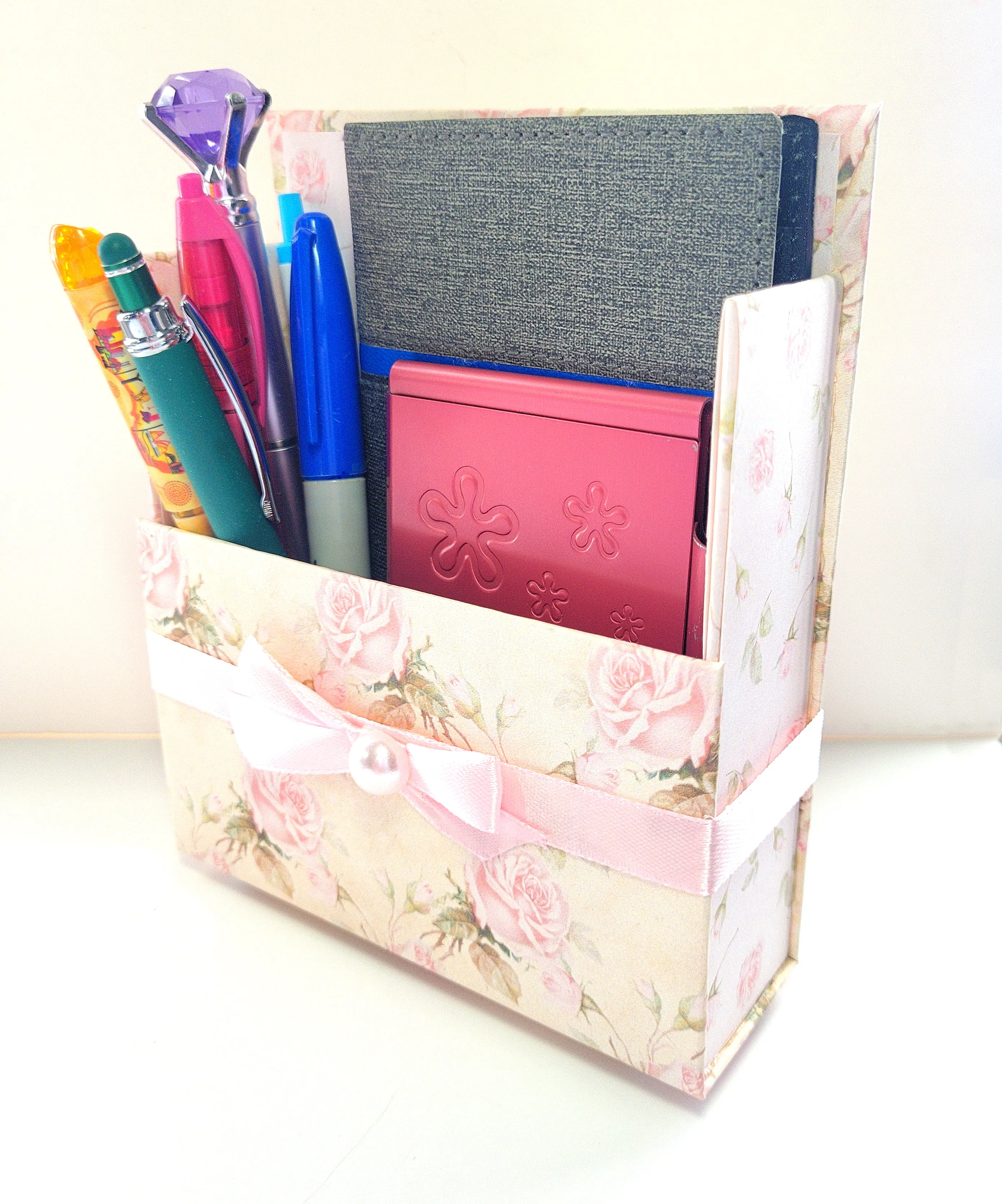 42-Pc Stationery Gift Box Set w/Reusable Desktop Organizer Box and Gold Pen - Shabby Chic Pink Roses