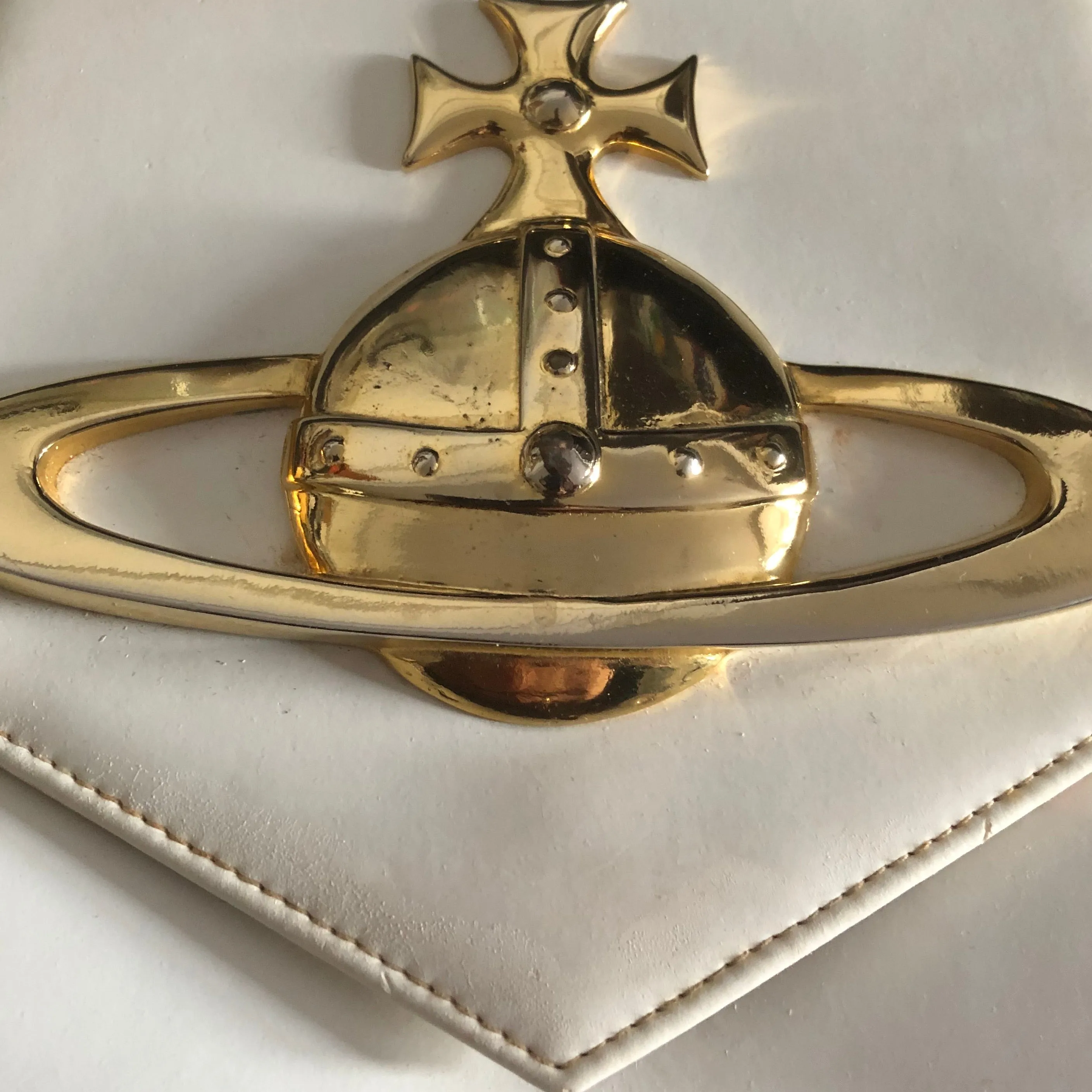 AN ORIGINAL EARLY 90s VINTAGE VIVIENNE WESTWOOD HANDBAG