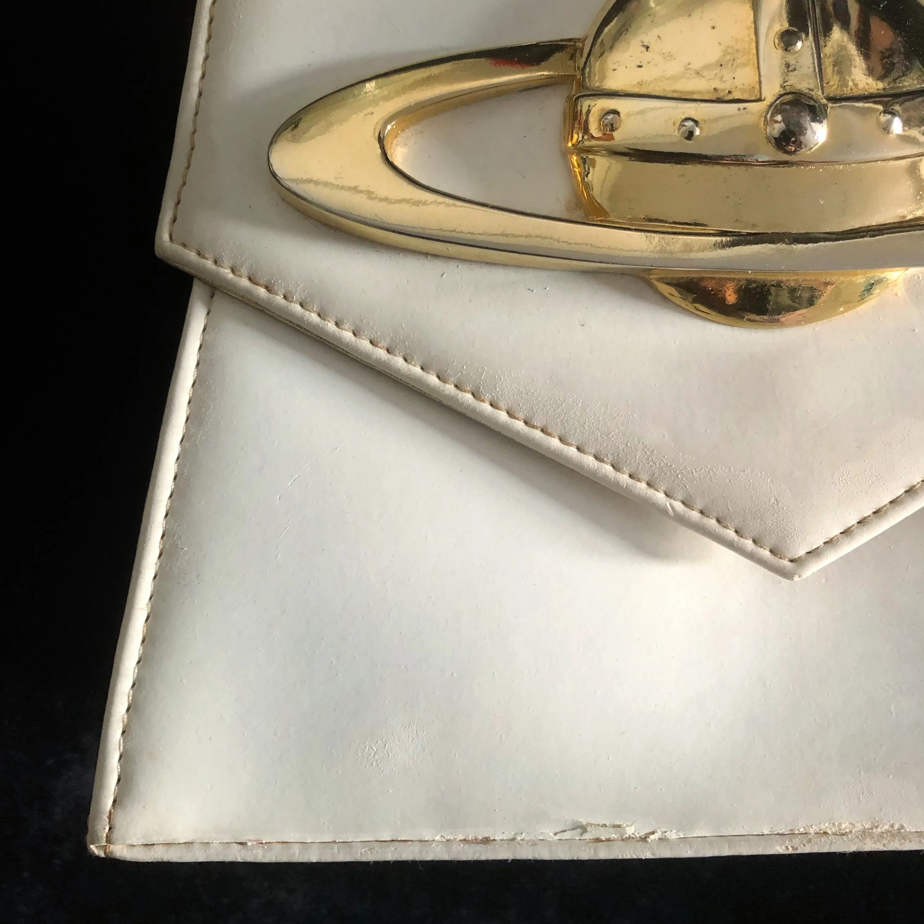 AN ORIGINAL EARLY 90s VINTAGE VIVIENNE WESTWOOD HANDBAG
