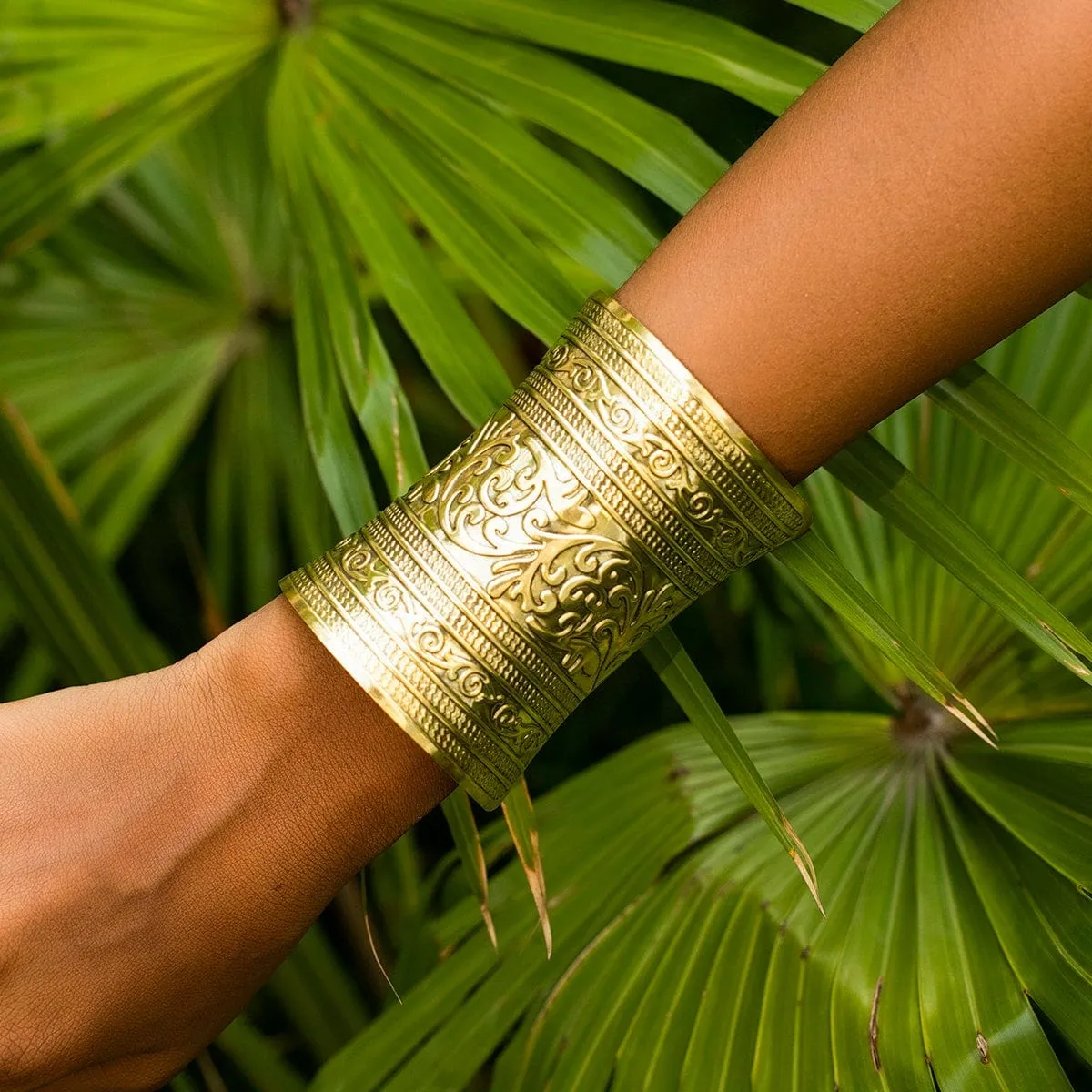 Antique Gold Silver Tone Embossed Floral Wrist Cuff Wrap Wide Bangle