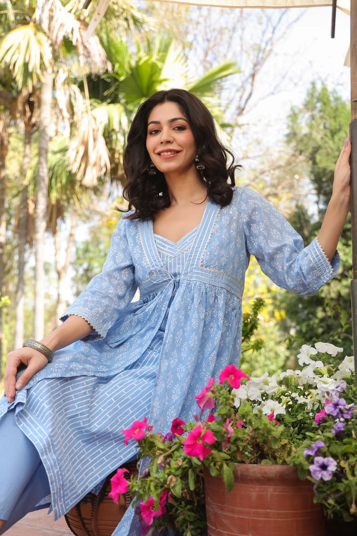 Blue Cotton Mulmul Khari Printed Shrug, Kurta & Pant Set