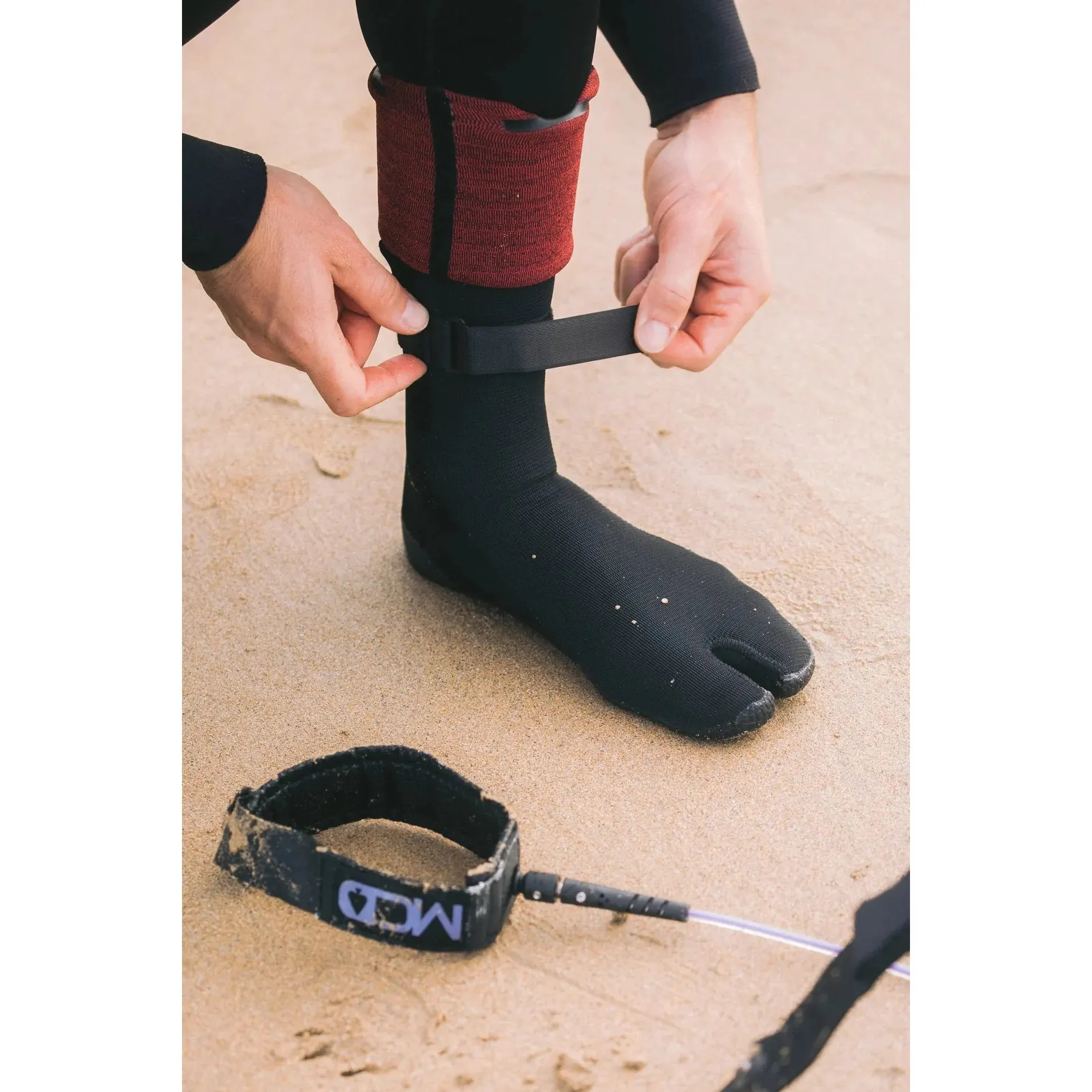 C Skins Blackout 3mm Split Toe Boot