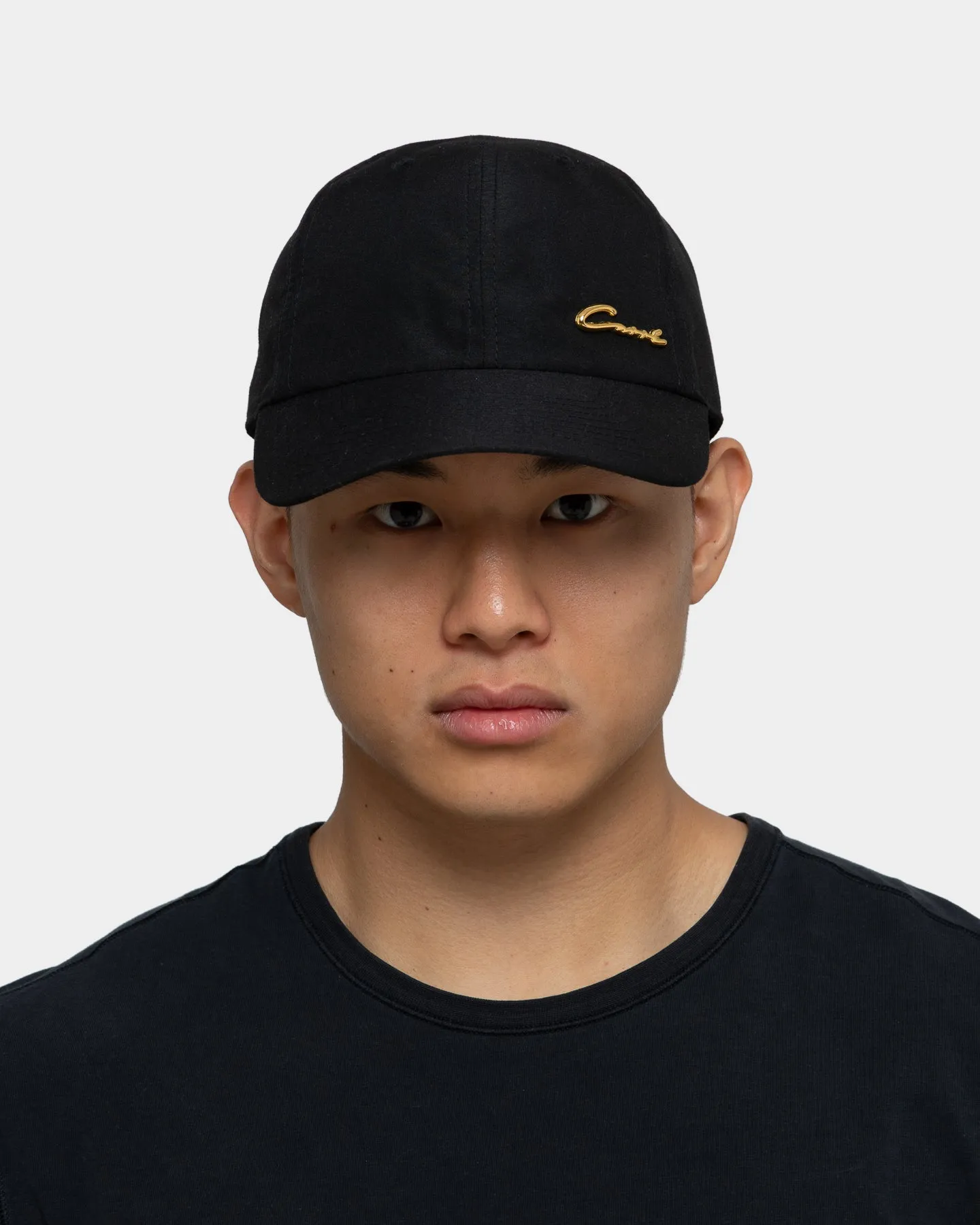 Carré Men's Scripted Metal Badge Classique Strapback Black/Gold