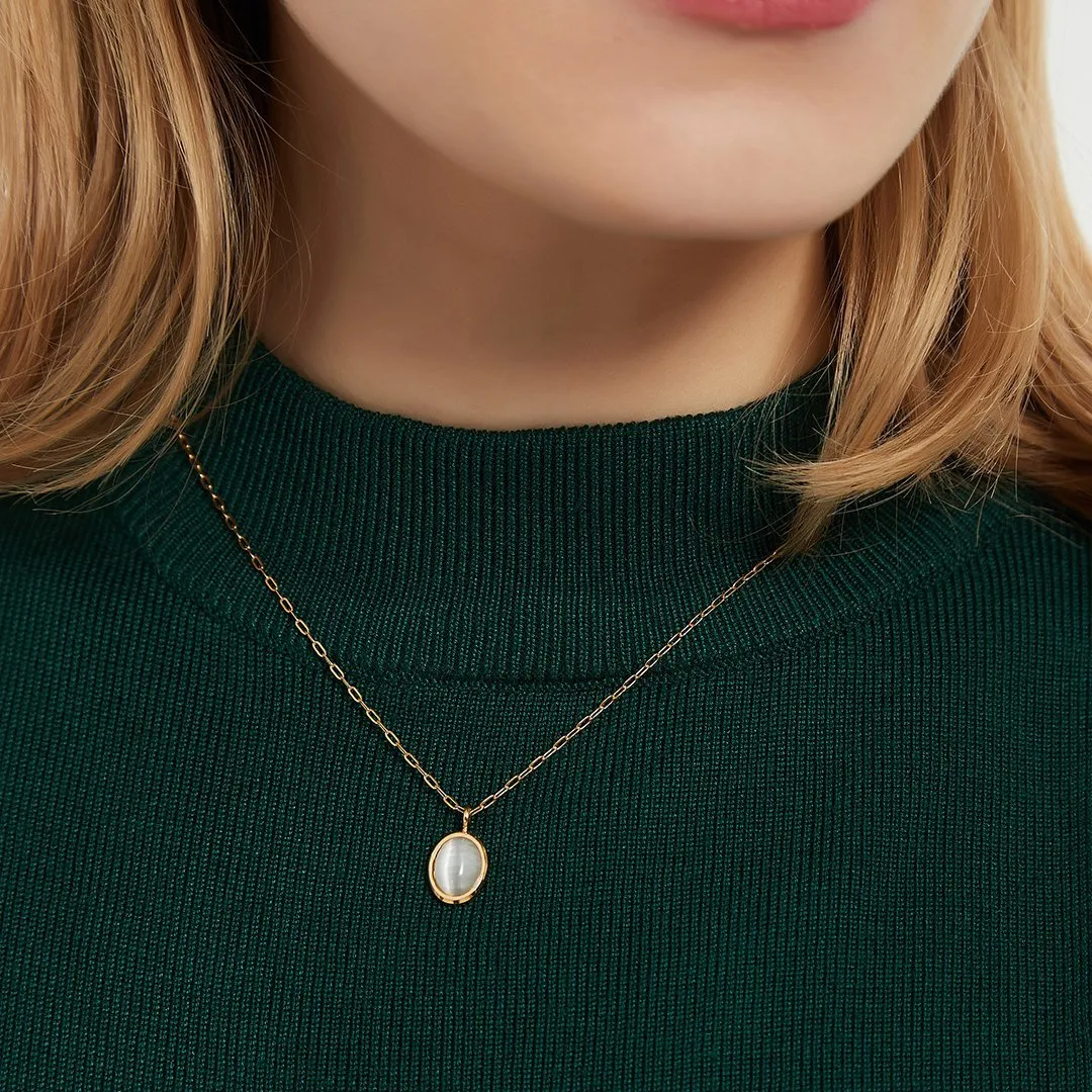 Cat Eye Pendant Necklace