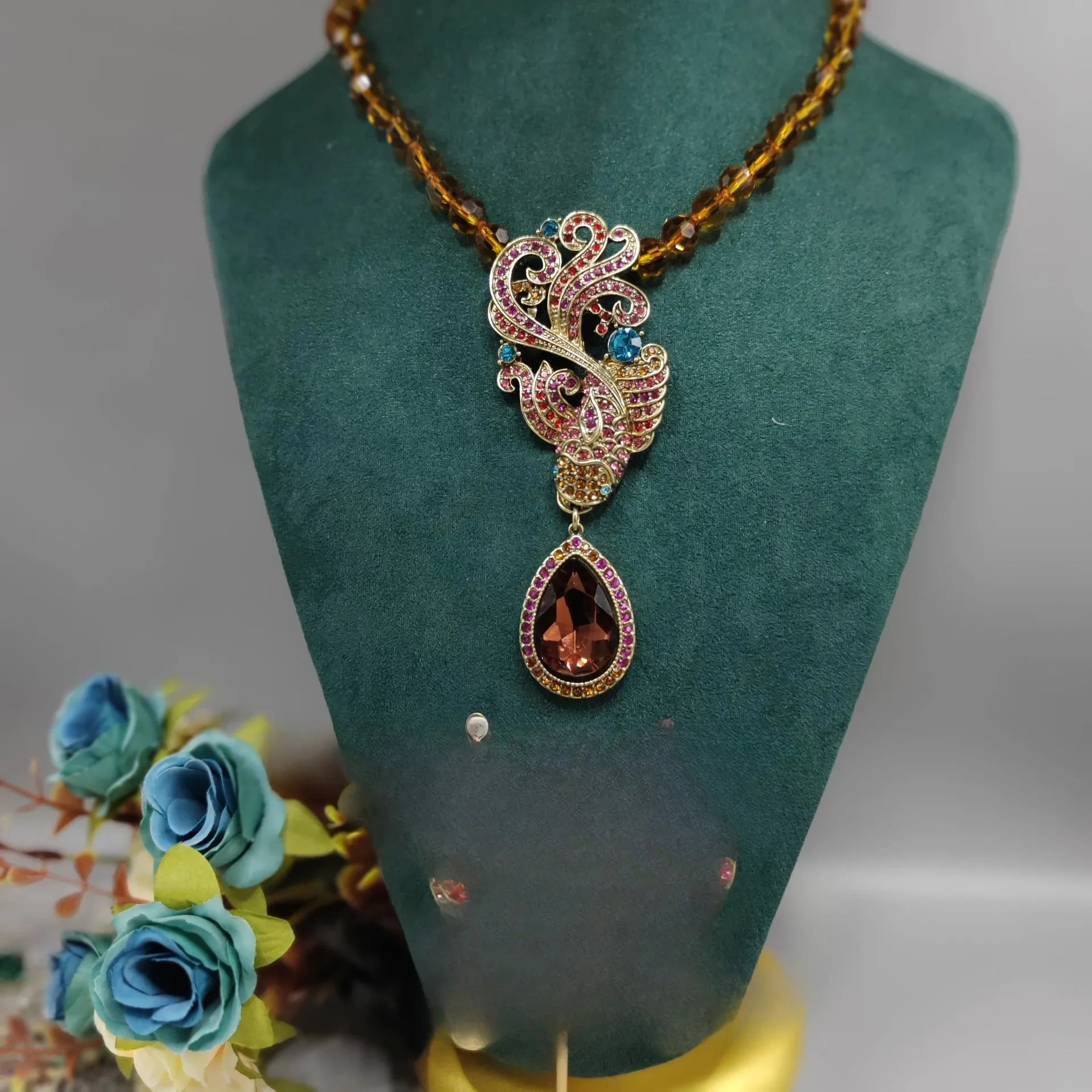 Classical Long Earrings Necklace Set