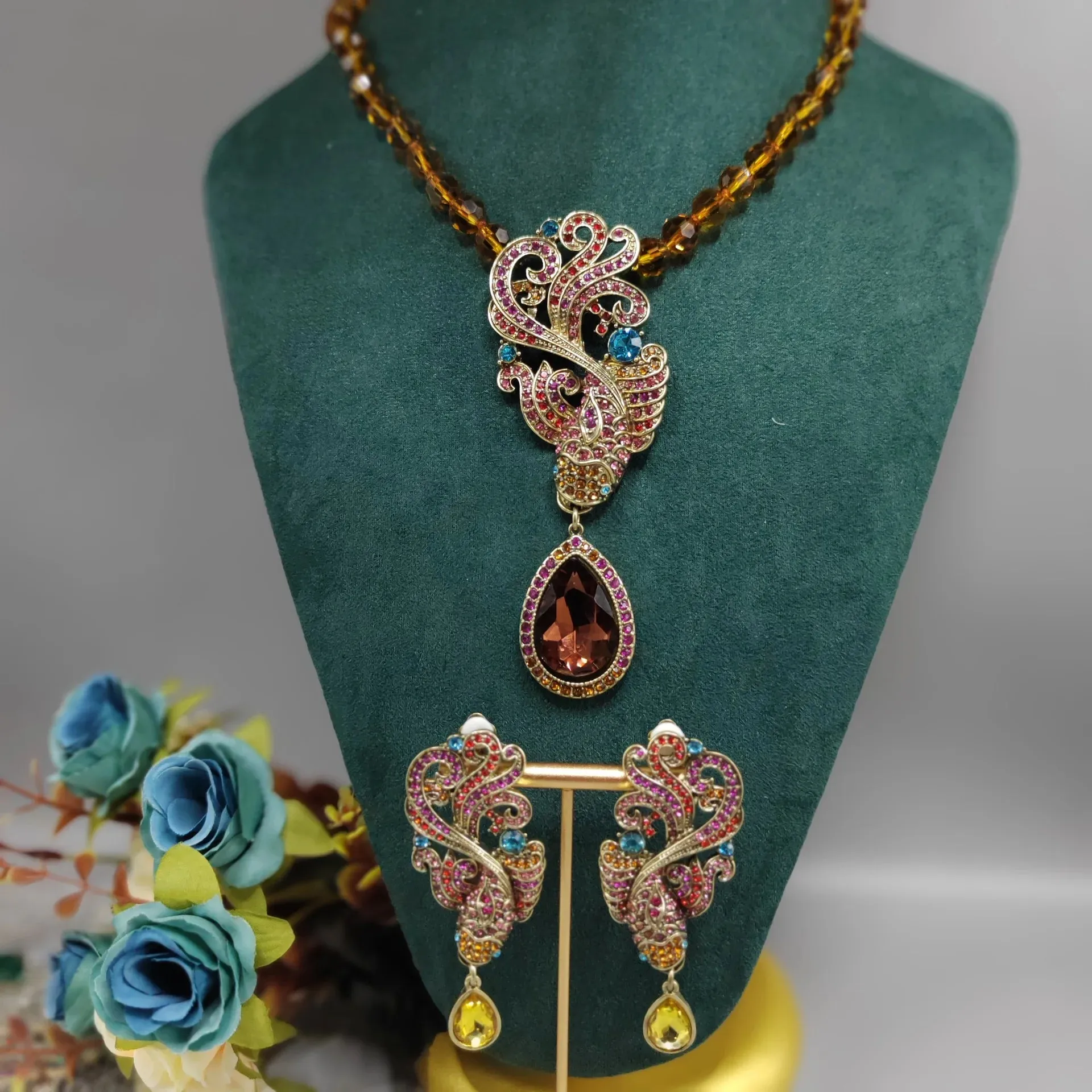 Classical Long Earrings Necklace Set