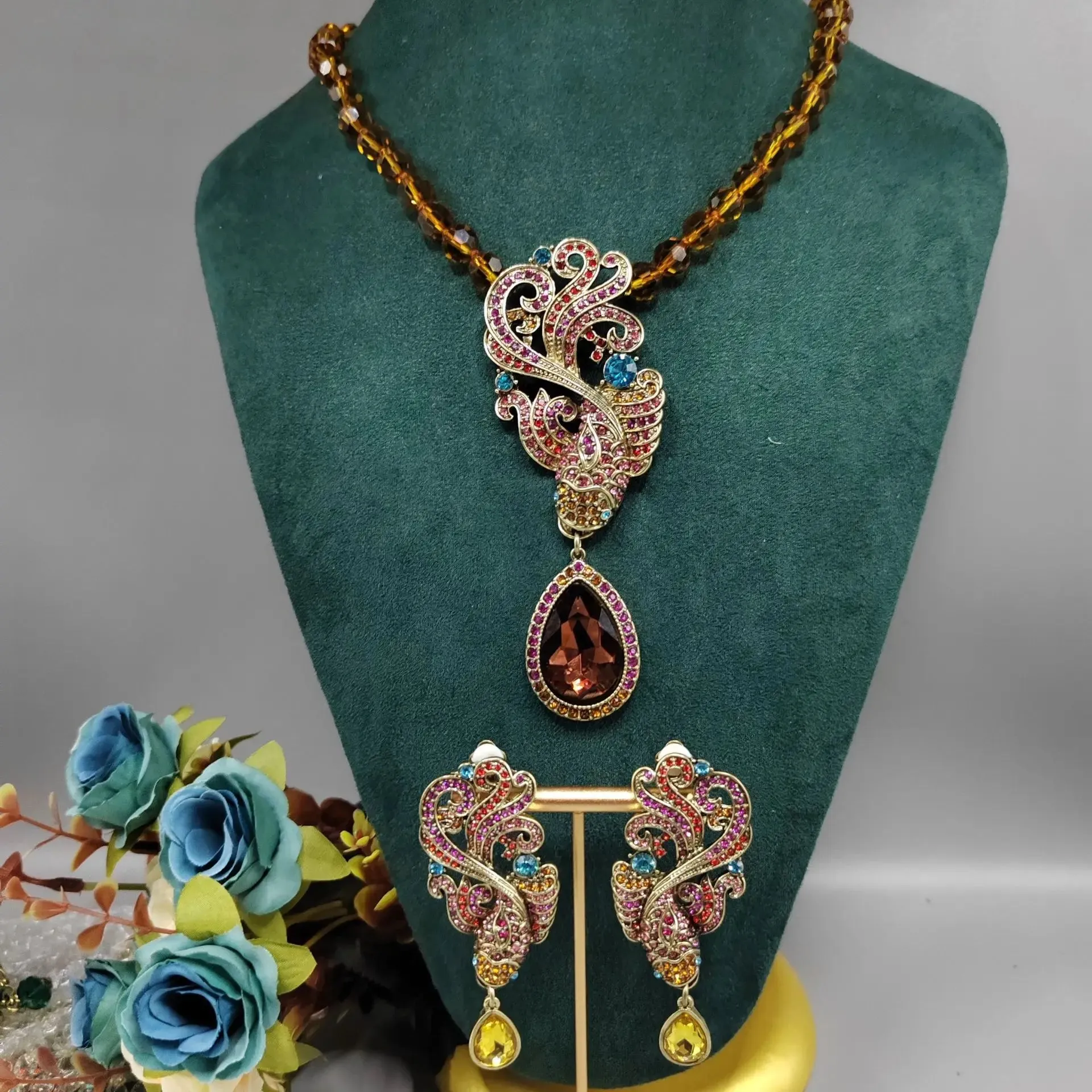 Classical Long Earrings Necklace Set