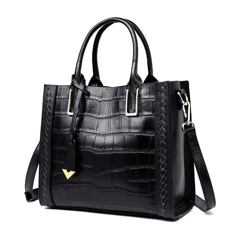 Elaris Woven Artistry Handbags