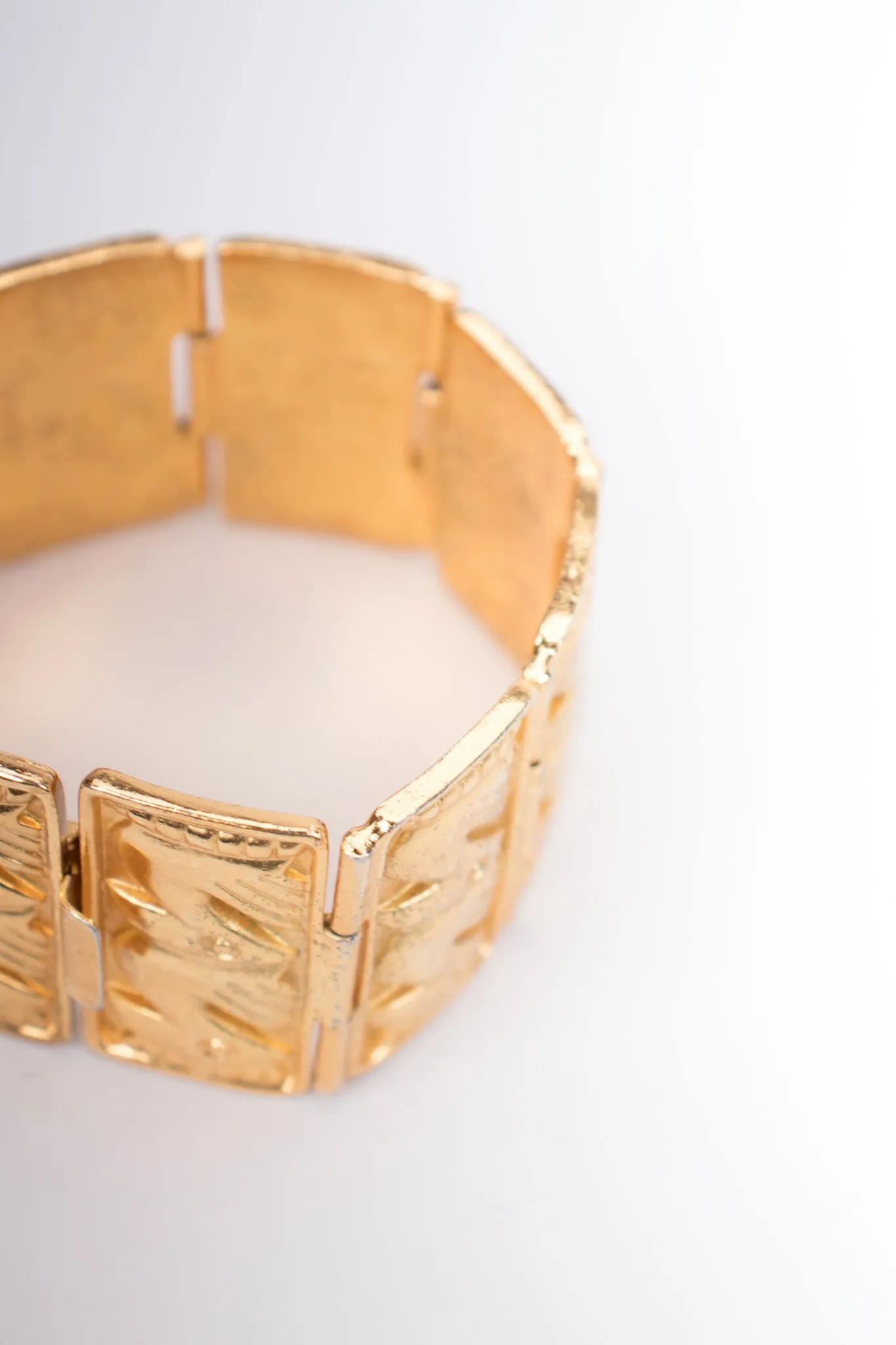 Embossed Pelican Bracelet