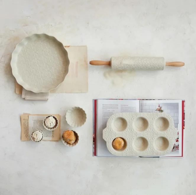 Embossed Stoneware Fluted Bowls