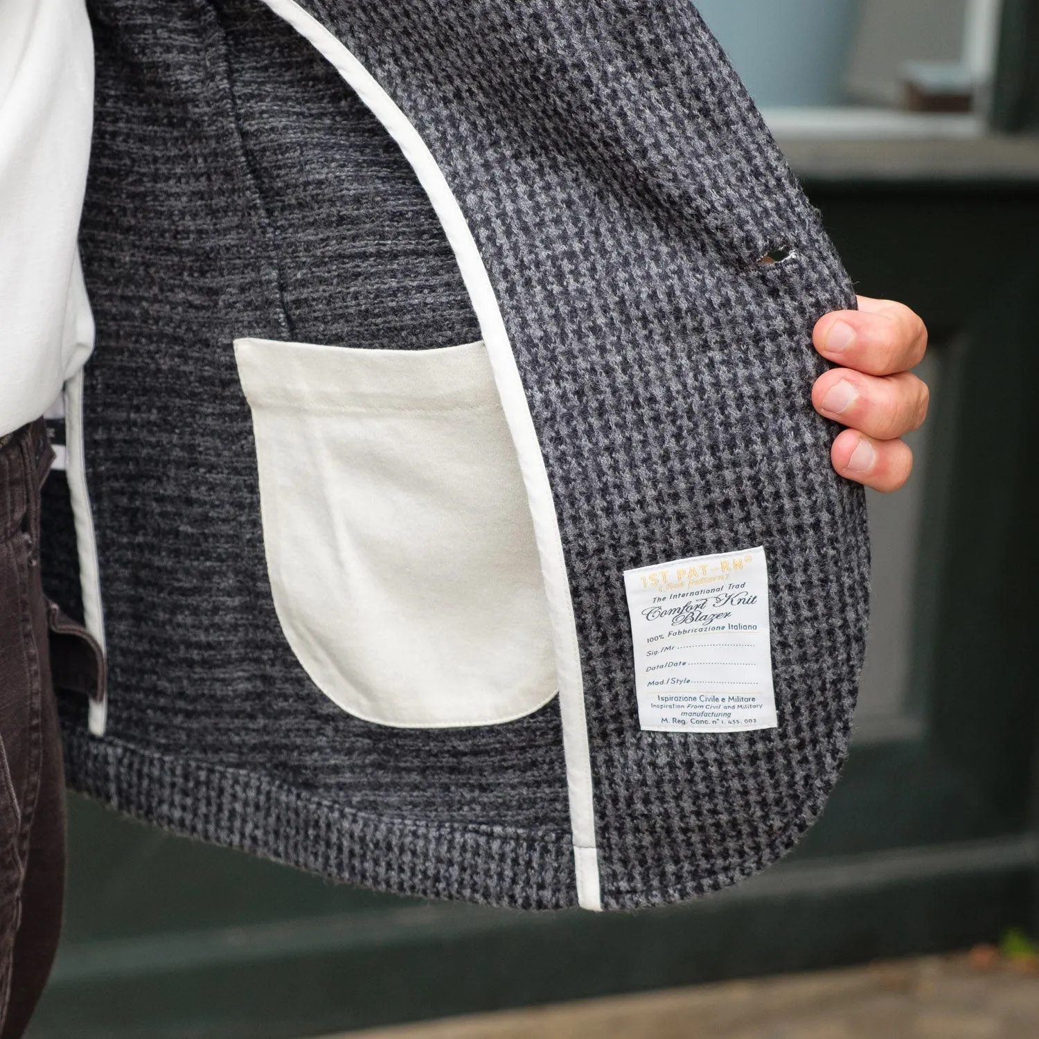 Evans Blazer in  Black and Grey Pied de Poule