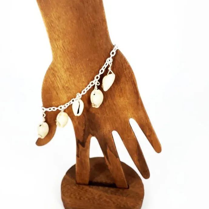 Handcrafted Cowrie Shell Bracelet with Swarovski Rhinestone – Silver Link Chain
