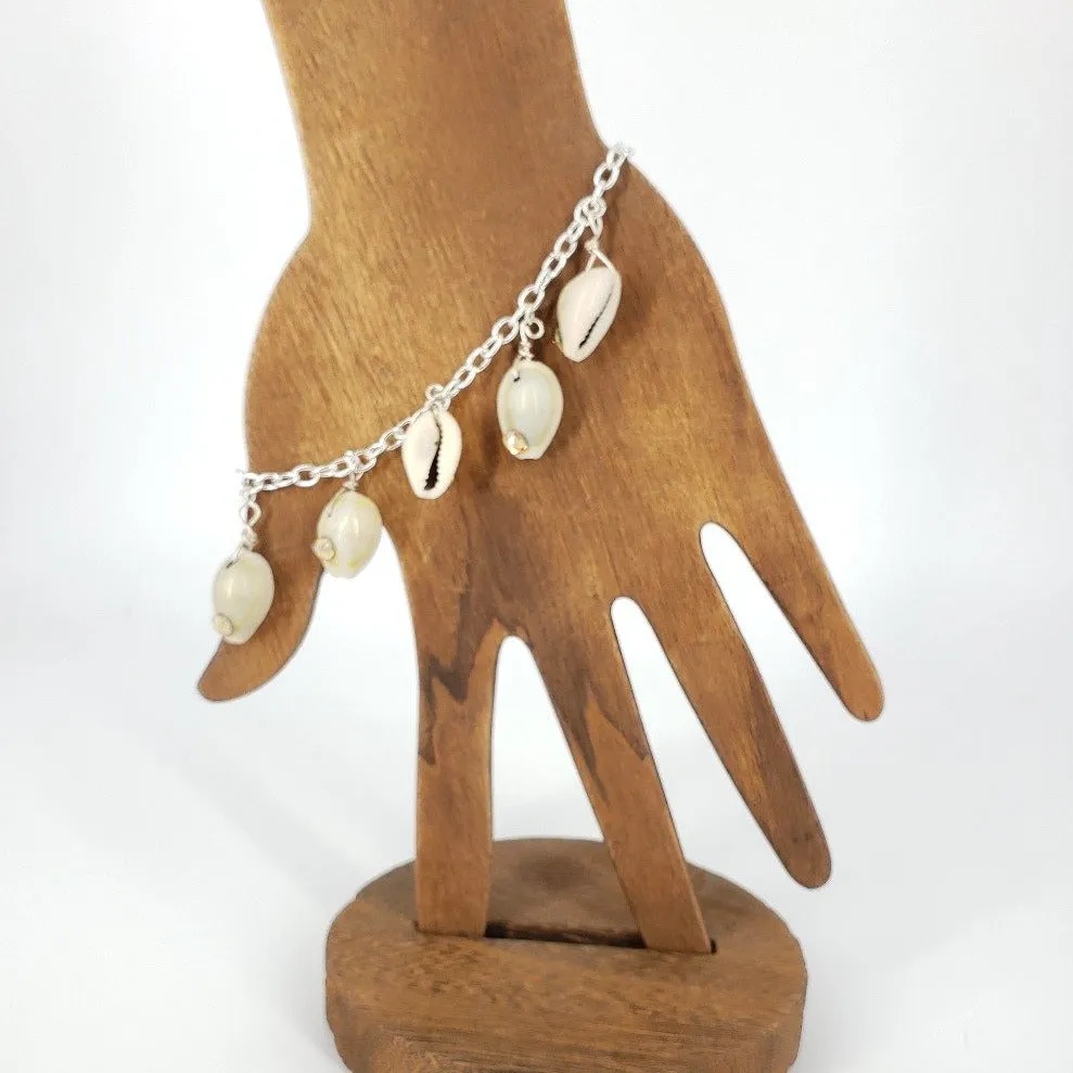 Handcrafted Cowrie Shell Bracelet with Swarovski Rhinestone – Silver Link Chain