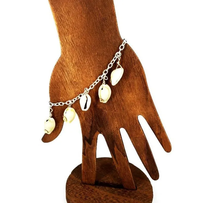 Handcrafted Cowrie Shell Bracelet with Swarovski Rhinestone – Silver Link Chain