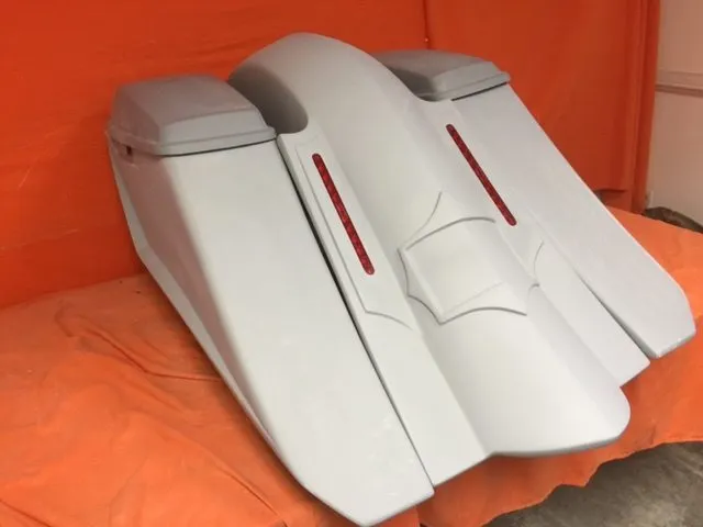 Harley Davidson 6" Trendsetter Extended Saddlebag LED Recess Plate Fender Kit - No Cut Outs   Lids / 2014 - 2018