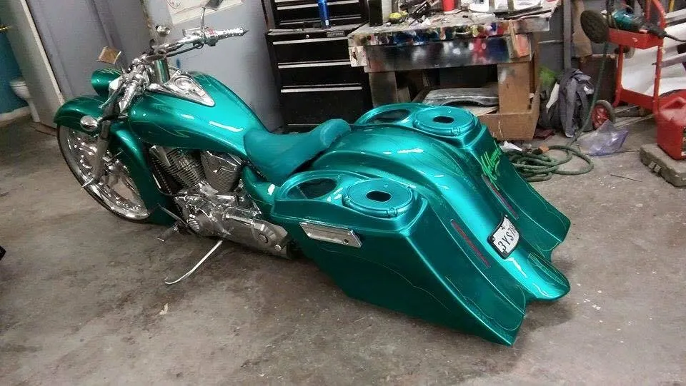 Honda VTX 1800 / 1300 6" Extended Stretched BOLT ON Out & Down Bags   Rear Fender   Rails Right Cut Out