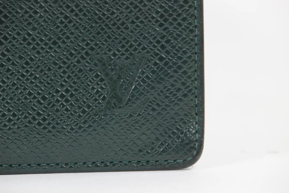 Louis Vuitton Dark Green Taiga Leather Brazza Wallet Long Card Holder 16lv1103