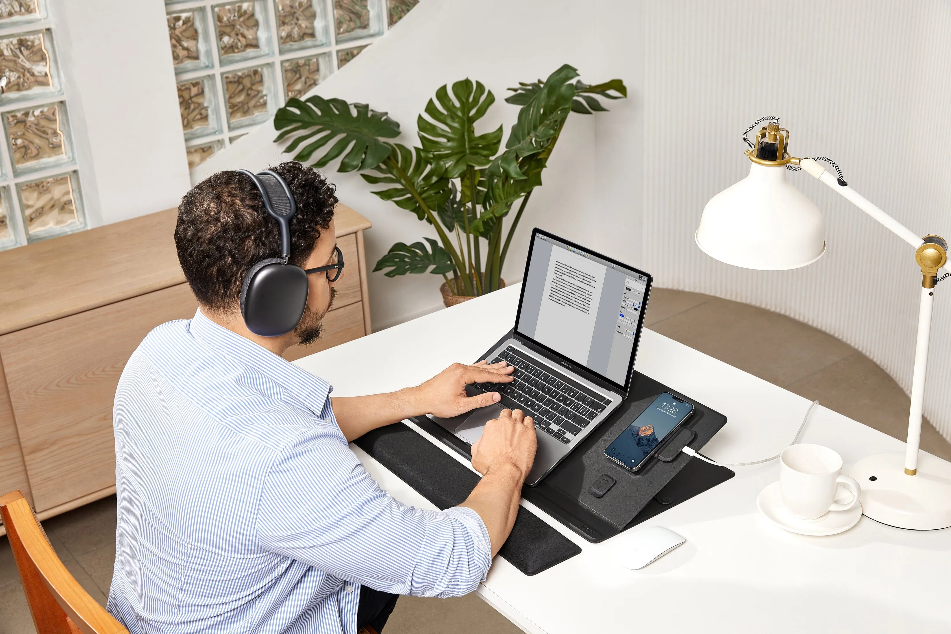 Moft Smart Desk Mat