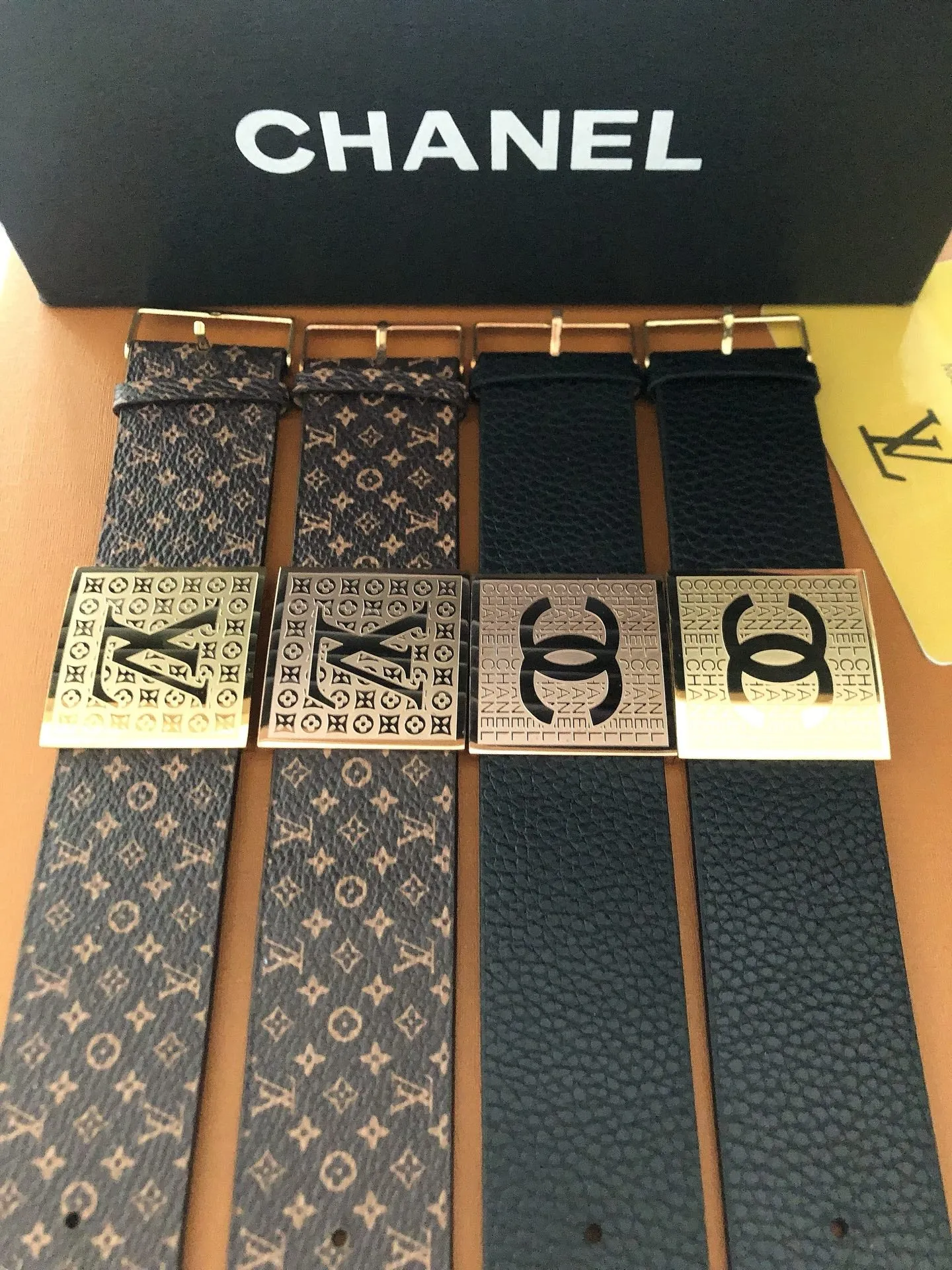 Pattern - Embossed Wristlet