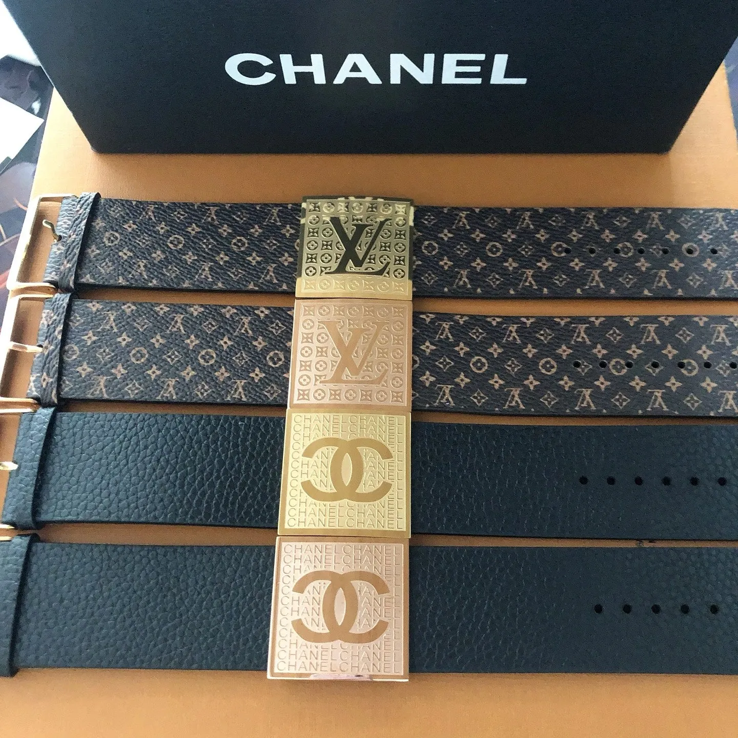 Pattern - Embossed Wristlet
