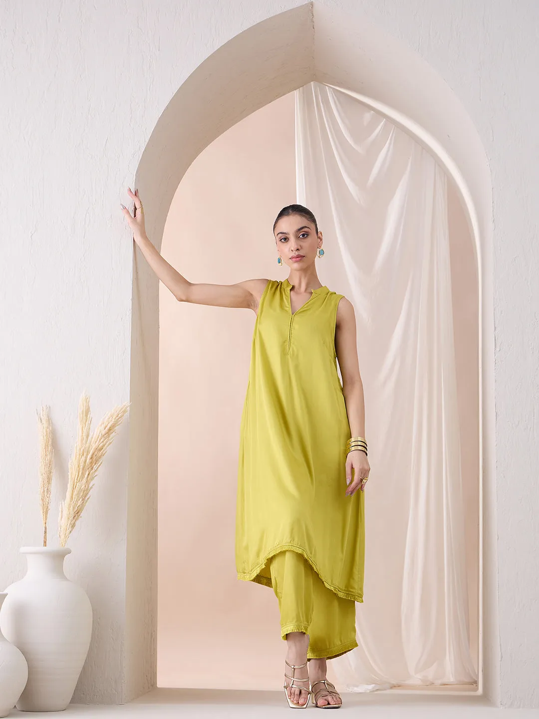 Pear Green Fringe Lace Detailing Long Kurta With Straight Pant