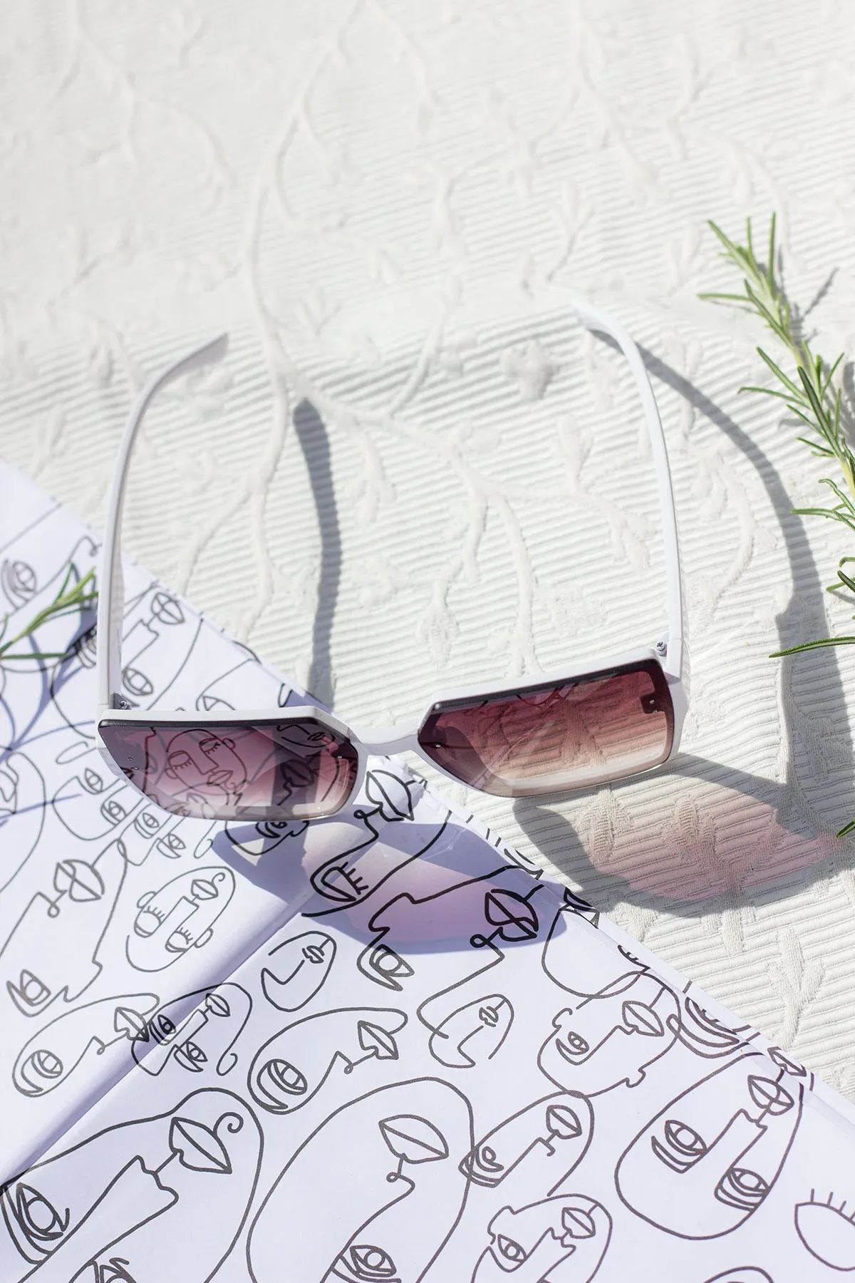 Rimless Square Edge Front Lens Sunglasses