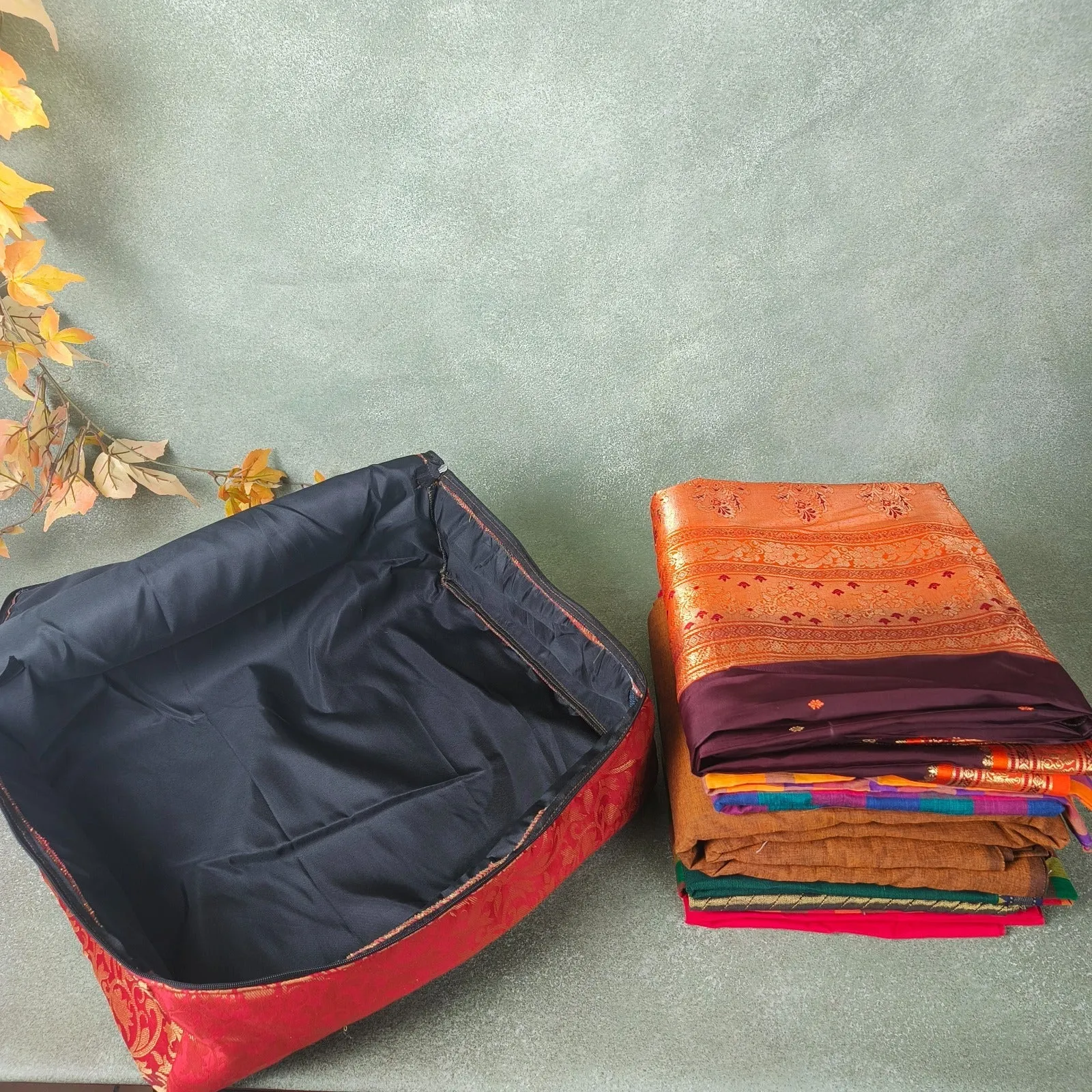 Saree Storage Bags Green Brocade Diamond weaves
