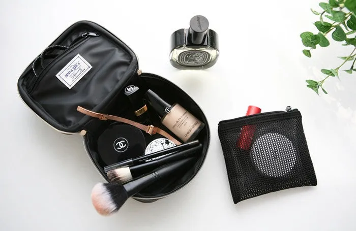 Square Cosmetic Pouch Nathalie Lete - Cat Black