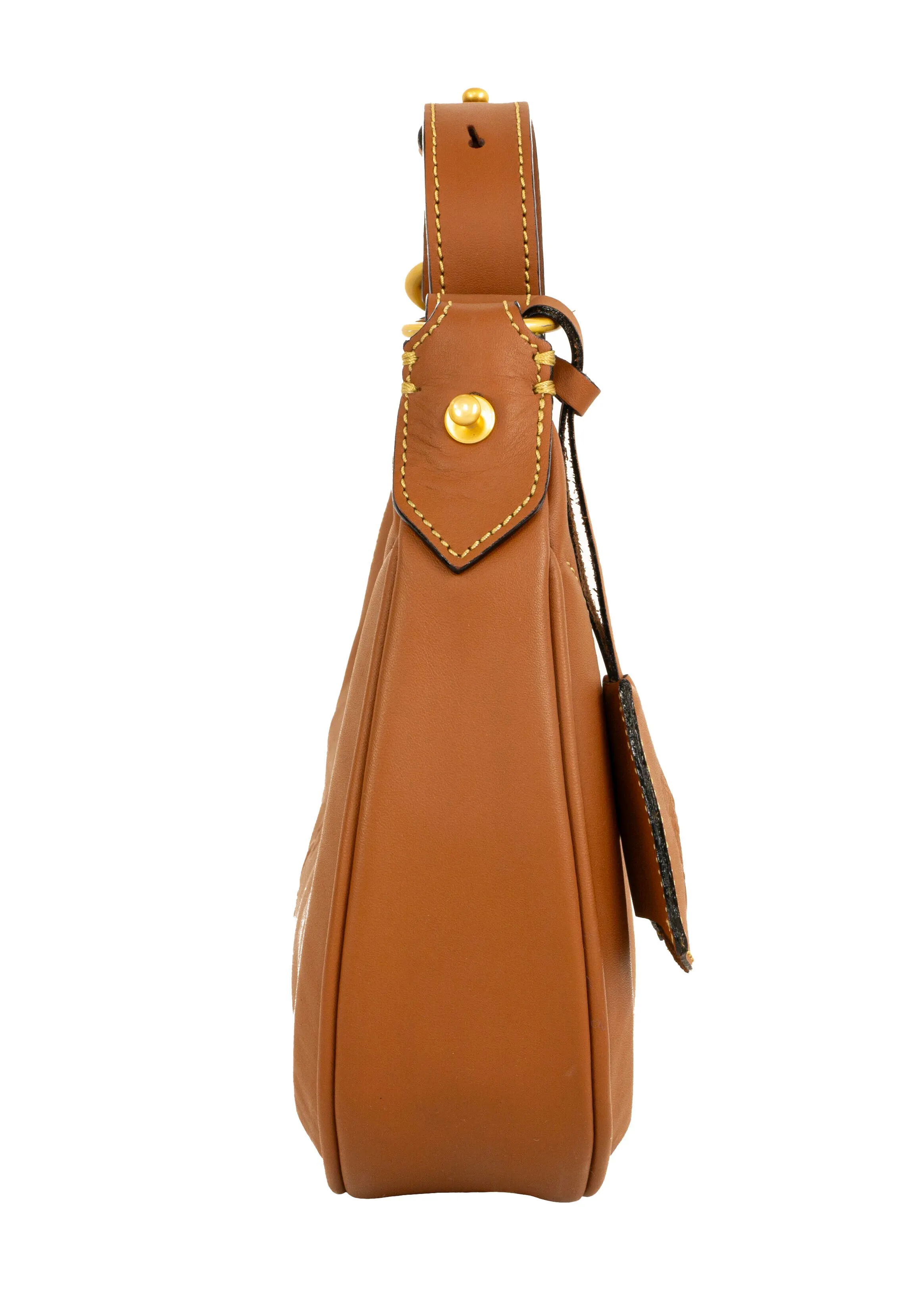 TATIANA - Our new minimalist Tote bag for your next outing. (so big for a small bag) Launching price in stock only not $700.00 but $580.00 and as you pay you get the 15% off and pay only$493.00. The 6 pieces available now.