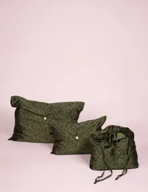 TRAVEL SET