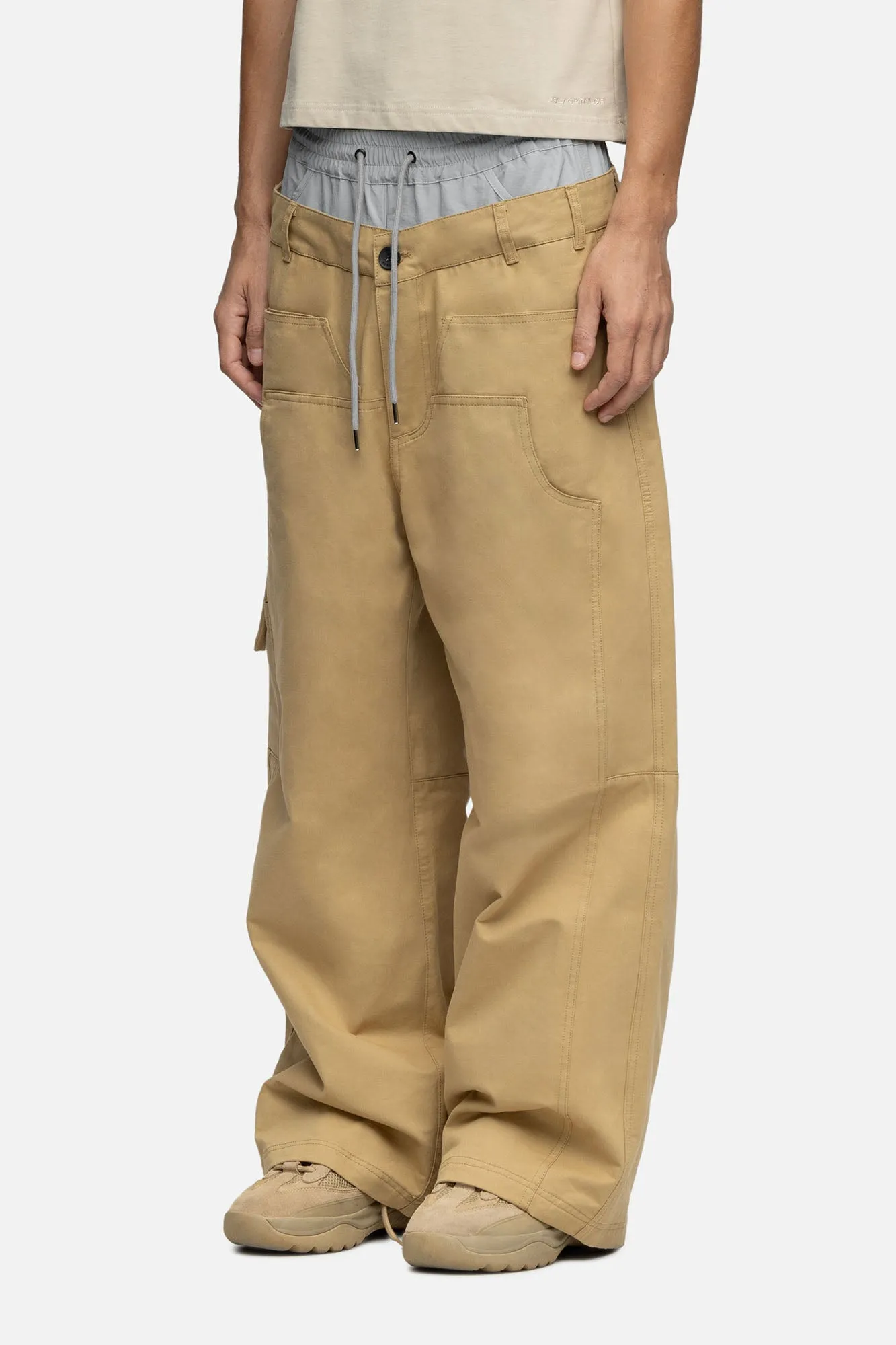 W4 CARGO DESERT